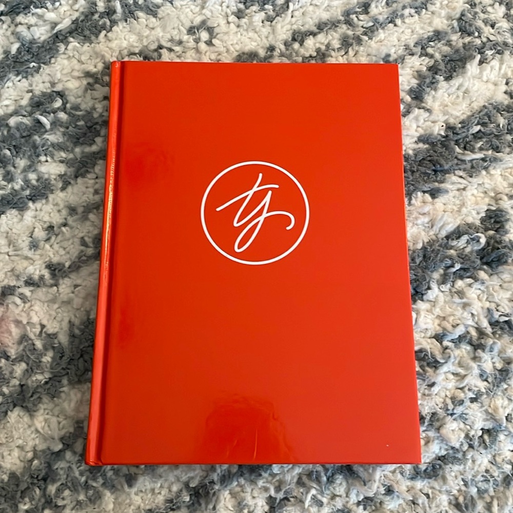 Trisha’s Table Cookbook by Trisha Yearwood
